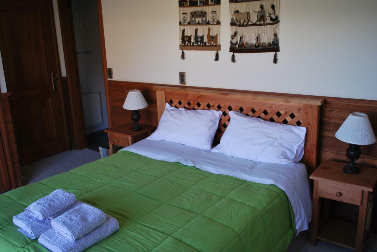 Frontera Pucon Hostel B&B Bilik gambar